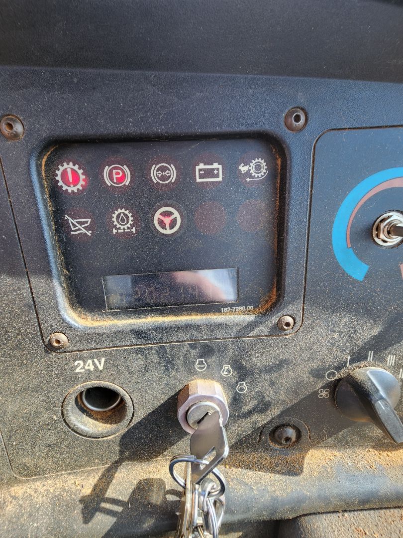 2012 CATERPILLAR 725 - Image 19